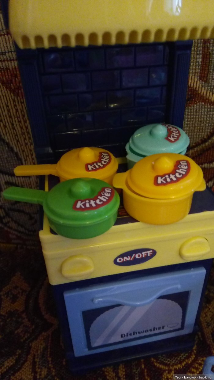 Кухня для кукол с аксессуарами