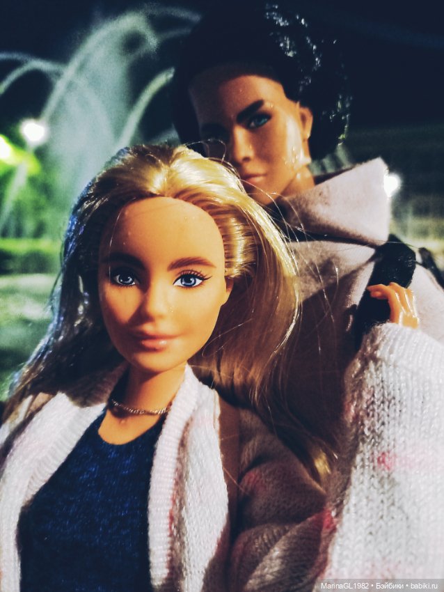 Прогулки днем и ночью — Куклы Barbie (Барби): Looks