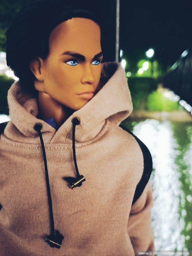 Прогулки днем и ночью — Куклы Barbie (Барби): Looks