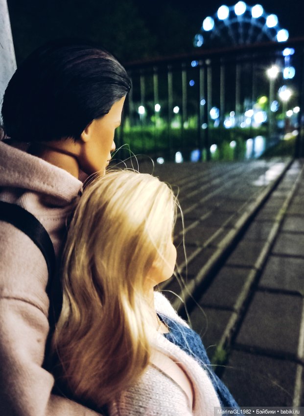 Прогулки днем и ночью — Куклы Barbie (Барби): Looks