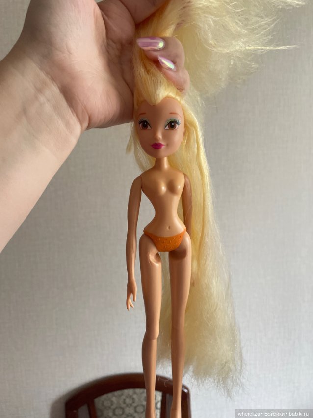 Впервые выпрямляю кукле волосы (фото 5)