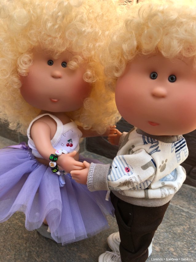 Танец одуванчиков — Куклы Nines d'Onil (Нинес): Миа (Mia) (фото 3)