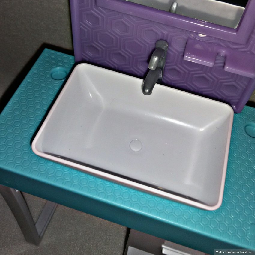 ...Кен в ванной — Куклы Barbie (Барби): Looks