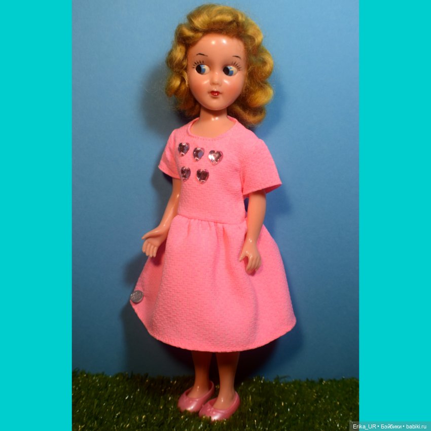 Перепись КуклоНаселения. 2 девушки. Большая и маленькая :))