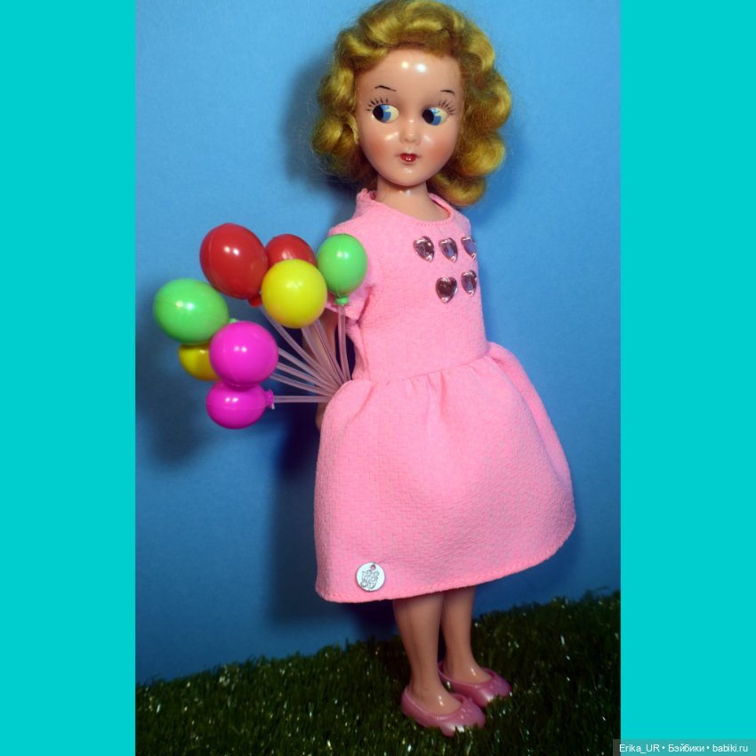 Перепись КуклоНаселения. 2 девушки. Большая и маленькая :))