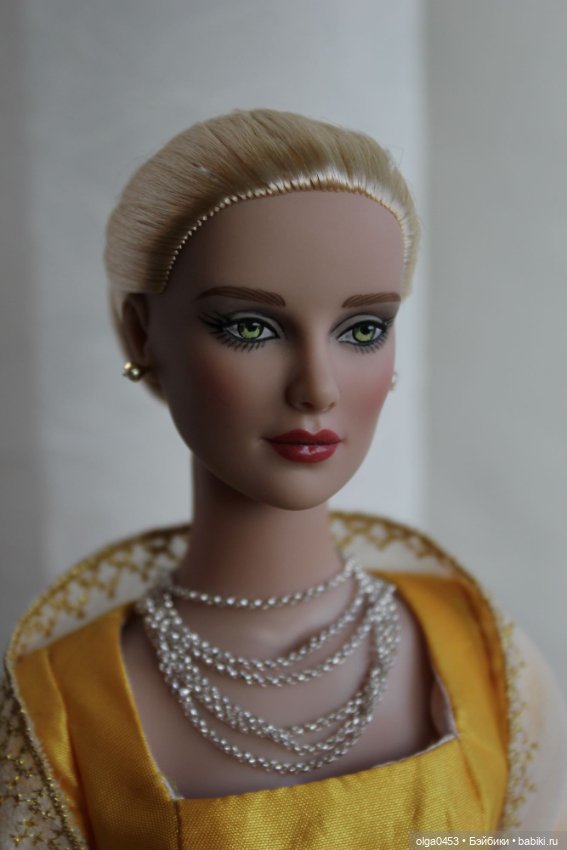 Всемирный день Блондинок у кукол Тоннер
