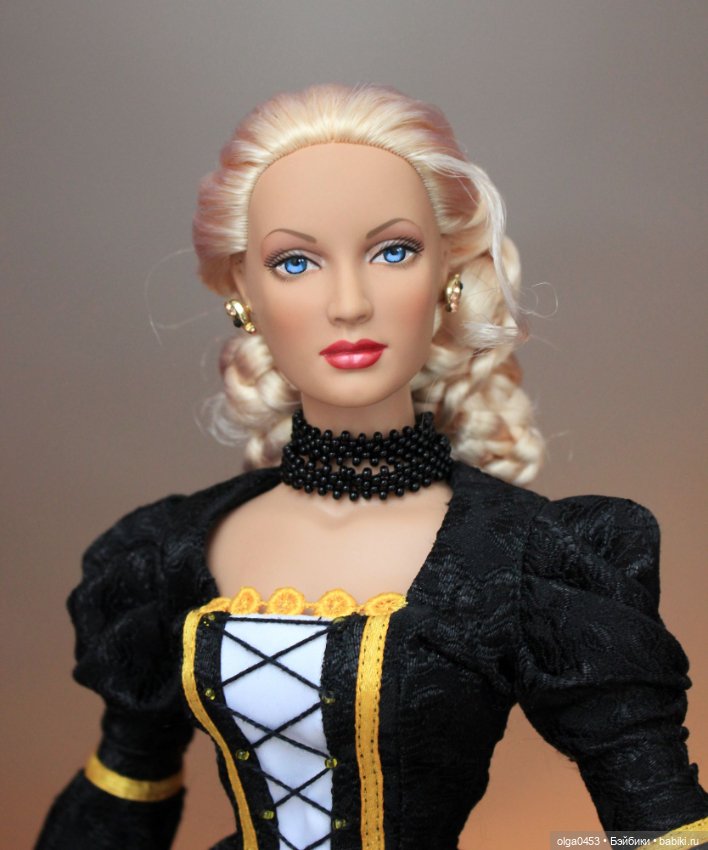 Всемирный день Блондинок у кукол Тоннер