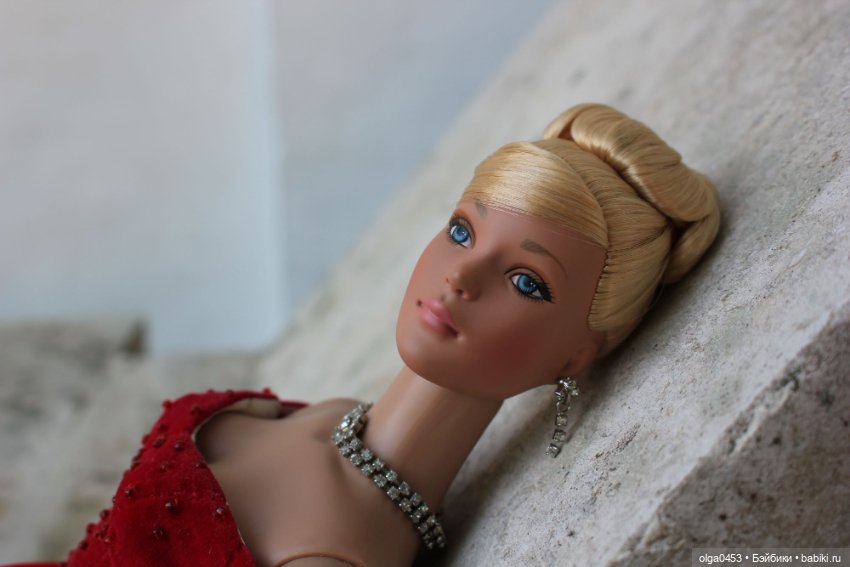 Всемирный день Блондинок у кукол Тоннер