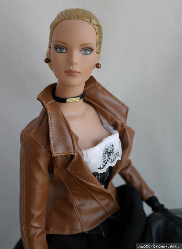 Всемирный день Блондинок у кукол Тоннер