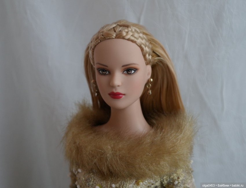 Всемирный день Блондинок у кукол Тоннер