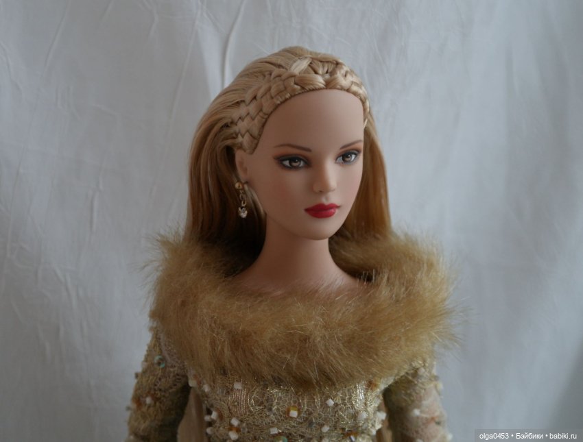 Всемирный день Блондинок у кукол Тоннер