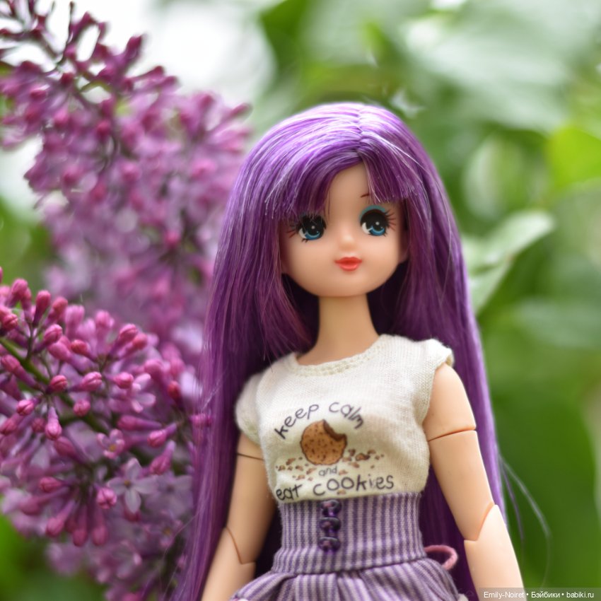 Дождь, сирень и одуванчики