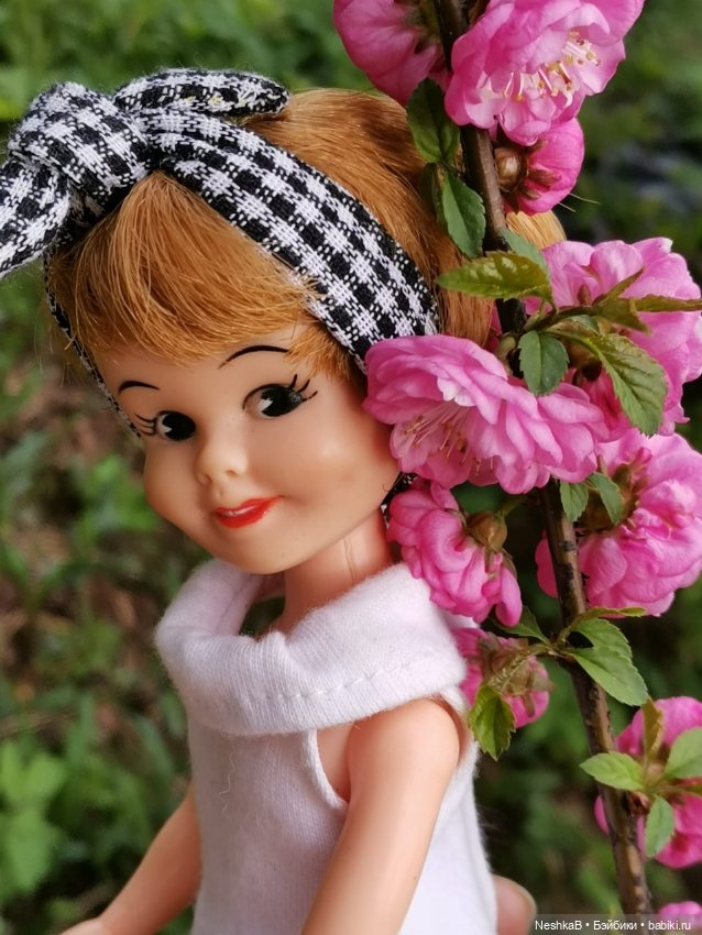 Цветущий май и много портретов Пенни 🌱🌻🌼🌹 (фото 7)