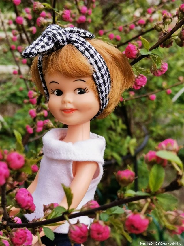 Цветущий май и много портретов Пенни 🌱🌻🌼🌹