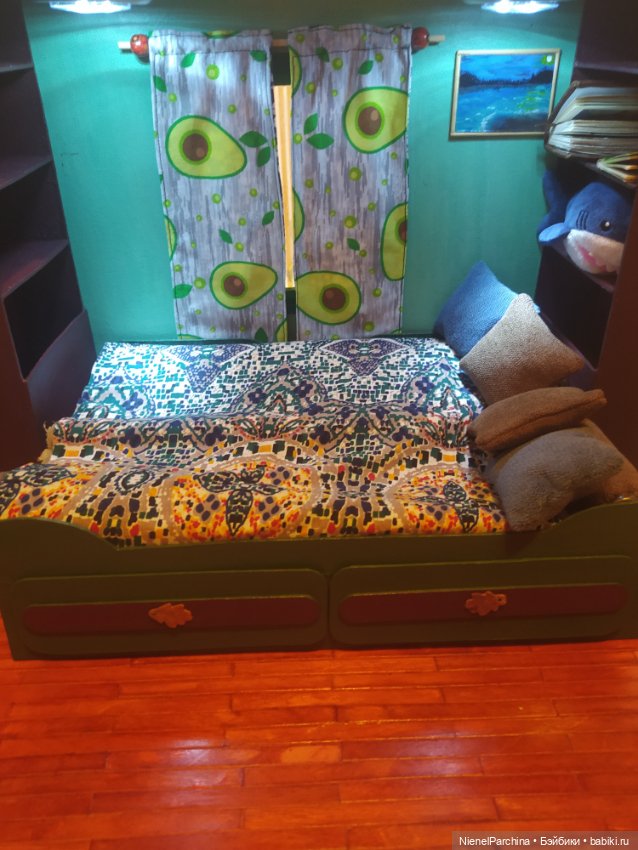 Уголок для Блайз — Румбоксы и кукольные интерьеры: фото