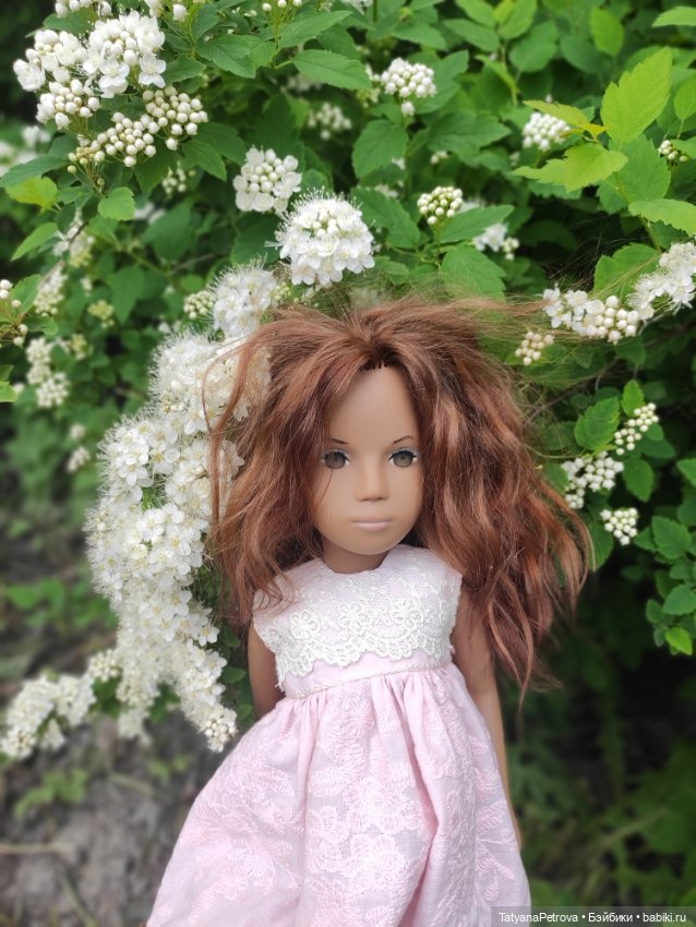 Саша, прогулка теплым вечером