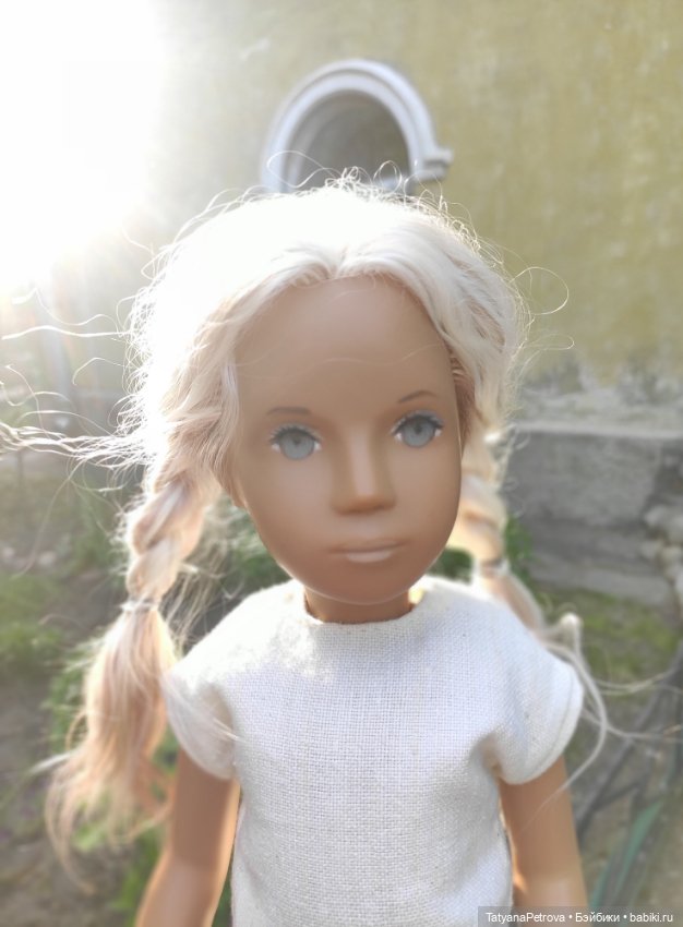 Саша, прогулка теплым вечером