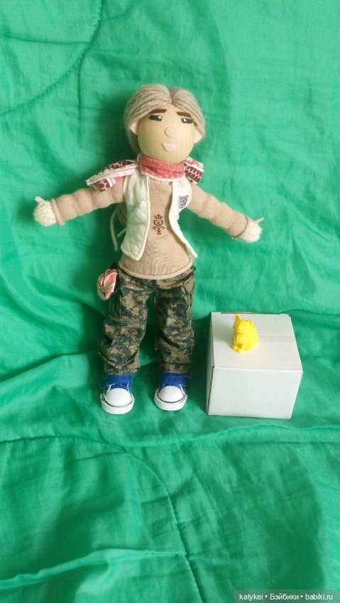 Юнилке, огород и размышления о куклах