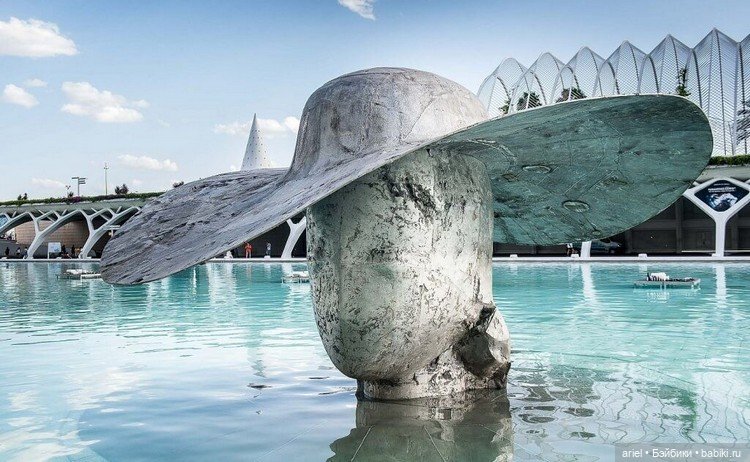 Скульптуры испанского художника Маноло Вальдеса (Manolo Valdés) (фото 10)