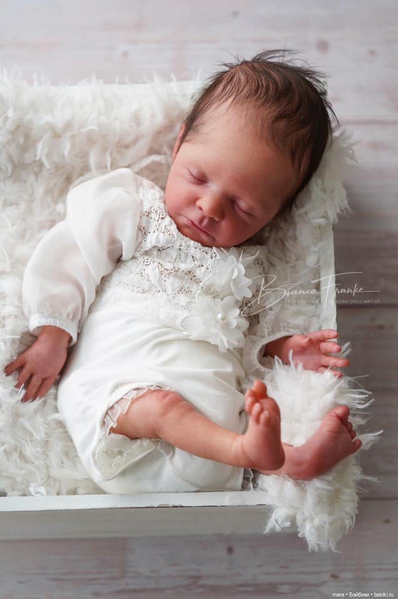 Octavia скульптора Severine Piret, автор прототипа Bianca Franke (фото 8)