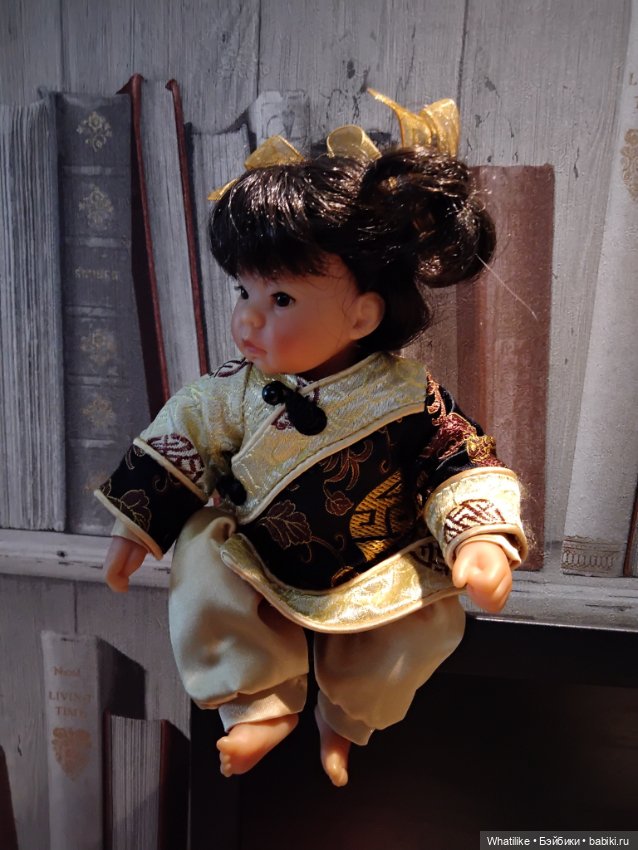 Отодвинуть створку шкафа — Куклы Lee Middleton (Ли Миддлтон): Reva Schick (фото 7)