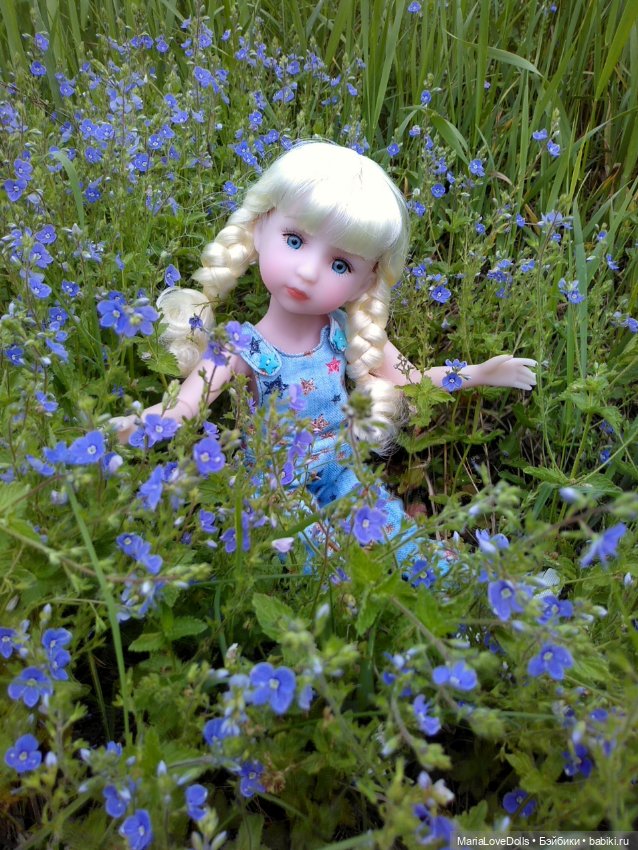 Весенне-летние прогулки — Куклы Ruby Red (Руби Ред) Fashion Friends: Siblies (фото 7)