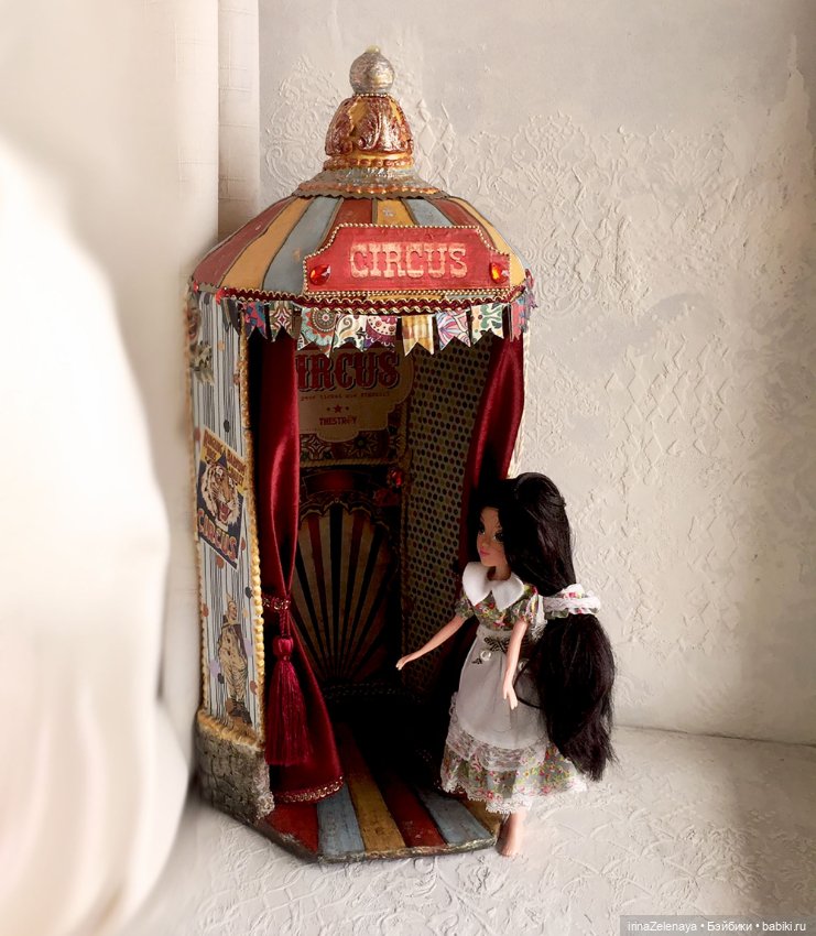 Хохочущее, яркое, Чудное, заводное