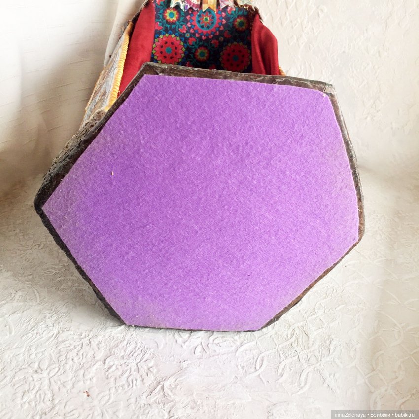 Хохочущее, яркое, Чудное, заводное