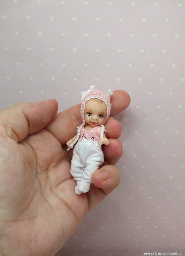 Кнопочка. Ростик 7 см — Авторские миниатюрные куклы: лепка (фото 6)