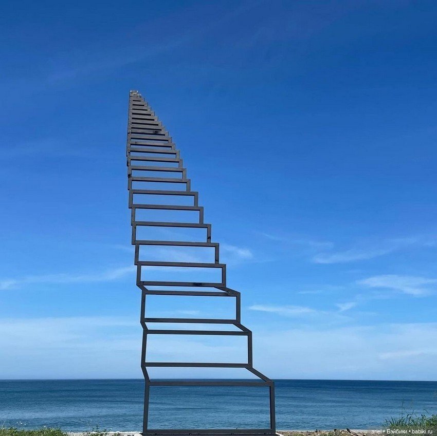 Инсталляция «Лестница на небеса» от автора Стридом ван дер Мерве (Strijdom van der Merwe) (фото 5)