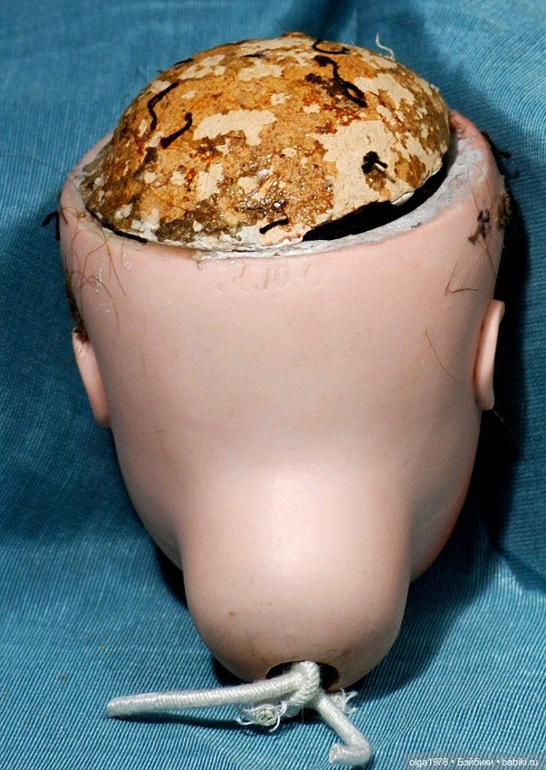 Голова-загадка — Опознание антикварных кукол: поиск по клейму