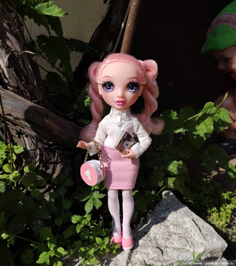 Знакомство с Беллой — Куклы Rainbow High (Рейнбоу Хай