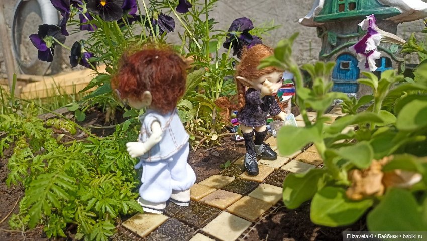 Буся, читает. Realpuki. 164 (фото 10)