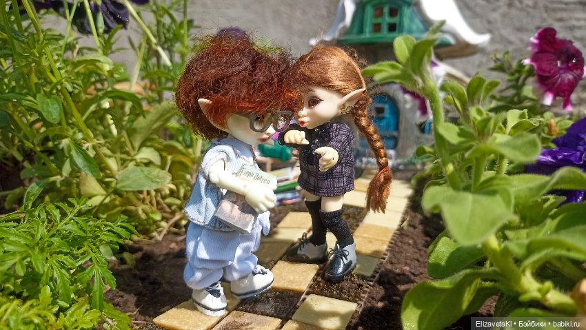 Буся, читает. Realpuki. 164 (фото 8)