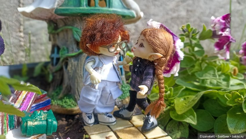 Буся, читает. Realpuki. 164 (фото 6)