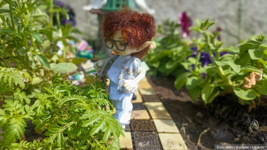 Буся, читает. Realpuki. 164 (фото 9)