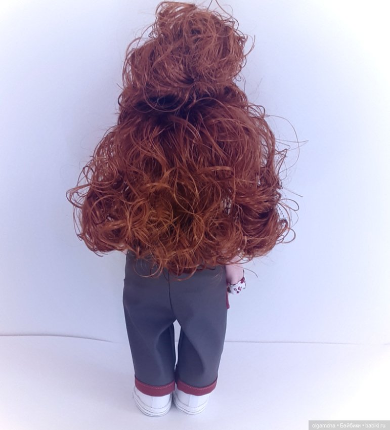 Одна из подружек Любаши - кукла Виктория (фото 3)