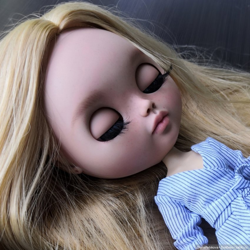 Девочка с золотыми волосами (фото 2)