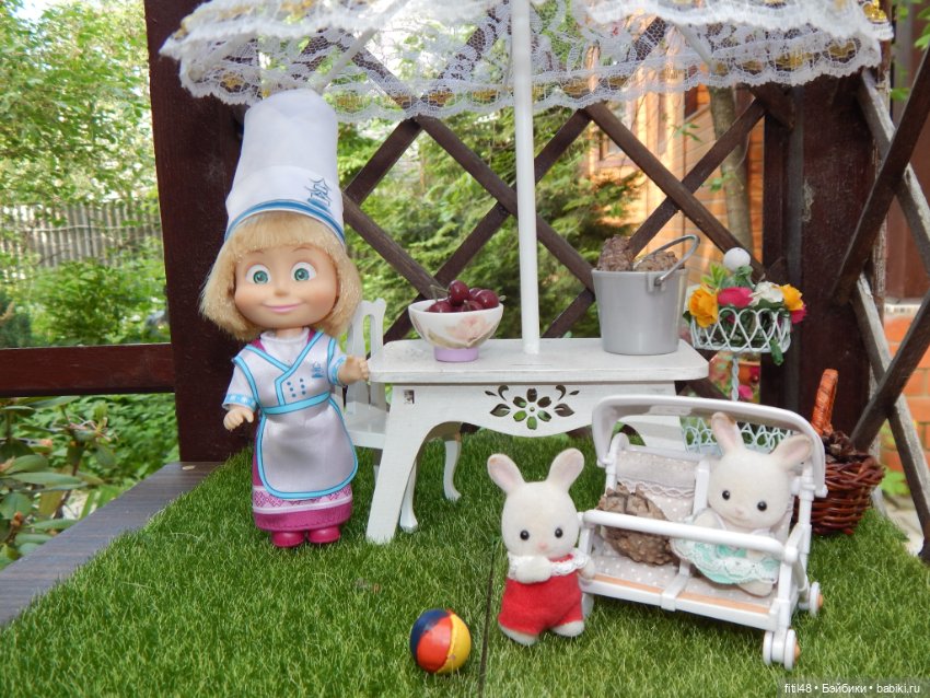 Варенье — Куклы Маша и Медведь (Simba): Маша в кармашке