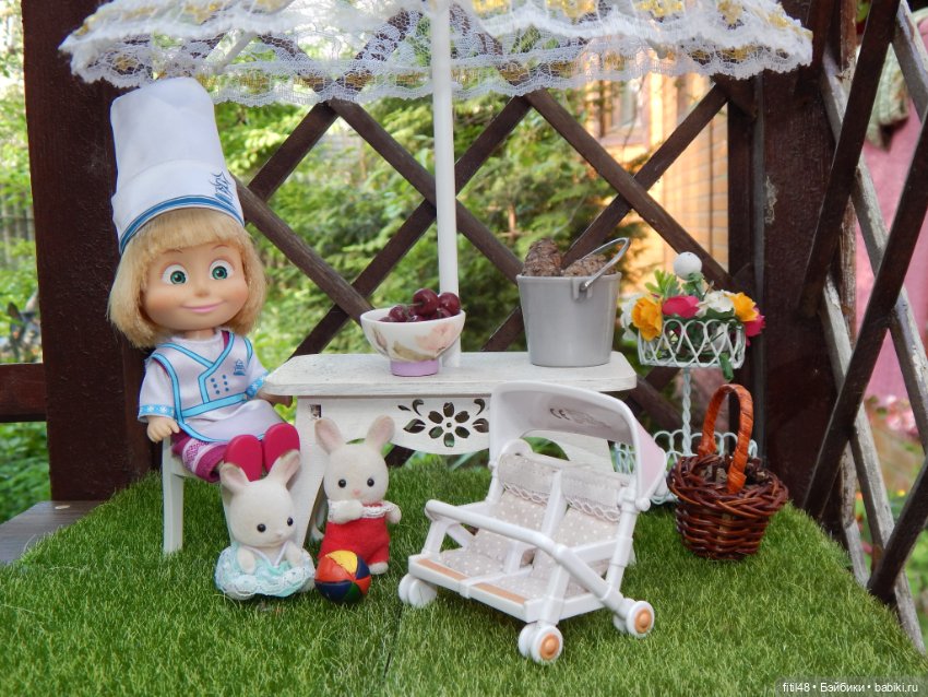 Варенье — Куклы Маша и Медведь (Simba): Маша в кармашке (фото 4)