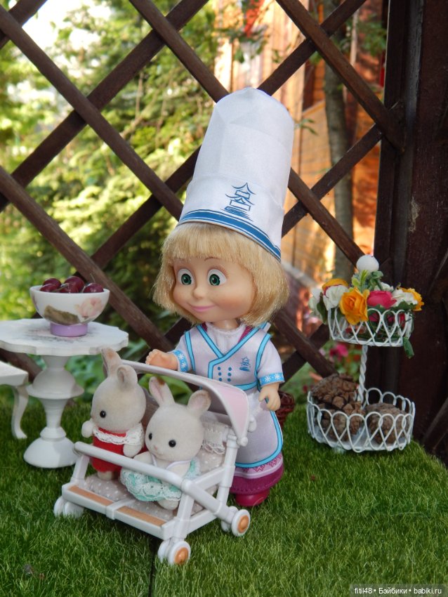 Варенье — Куклы Маша и Медведь (Simba): Маша в кармашке (фото 3)