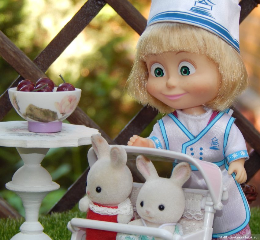 Варенье — Куклы Маша и Медведь (Simba): Маша в кармашке (фото 2)