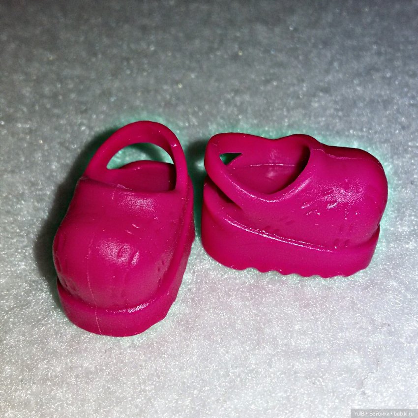 ...Собачья будка для зайца