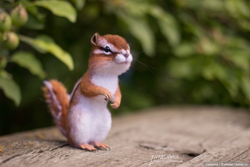 Бурундучок — Валяные игрушки из шерсти: сухое валяние