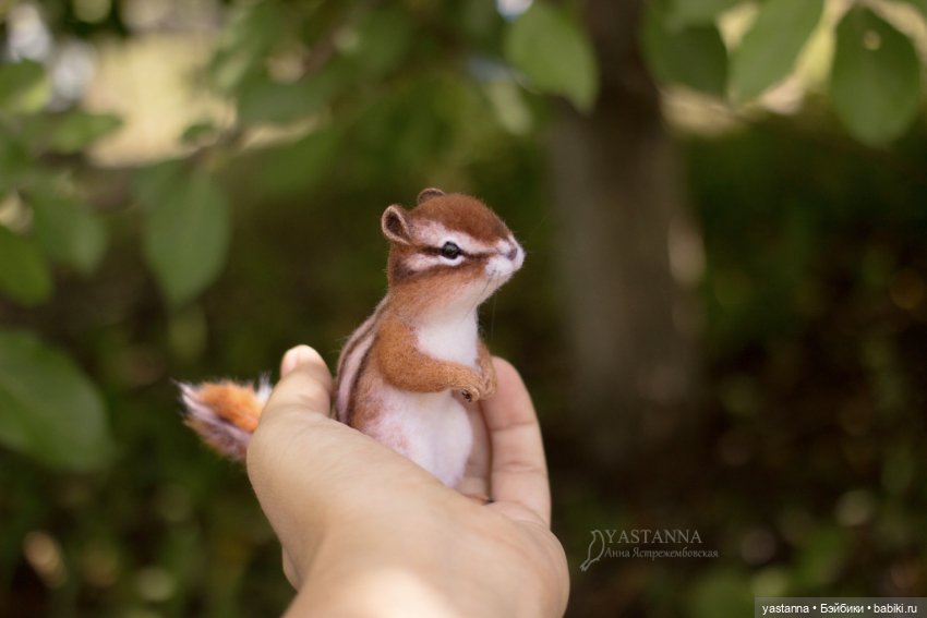 Бурундучок — Валяные игрушки из шерсти: сухое валяние