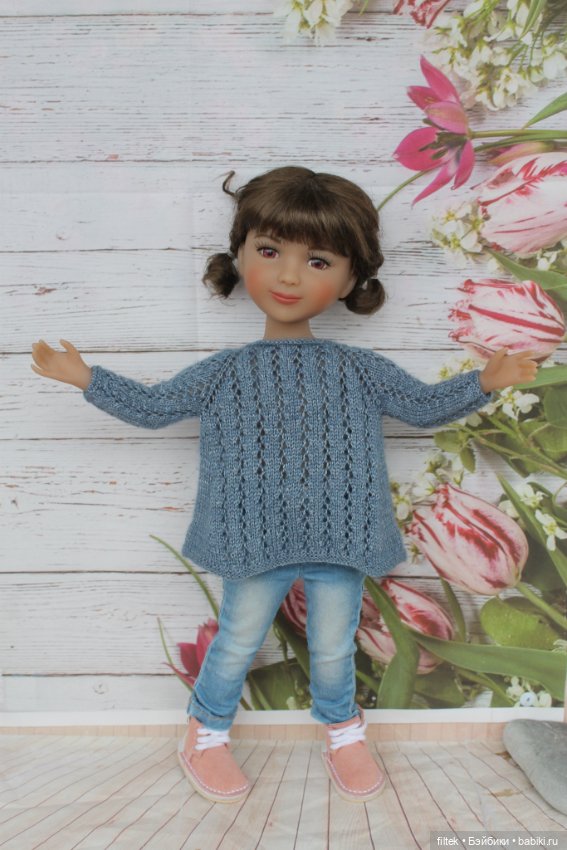 Всем добра и отличного настроения! Первые наряды для Руби Ред