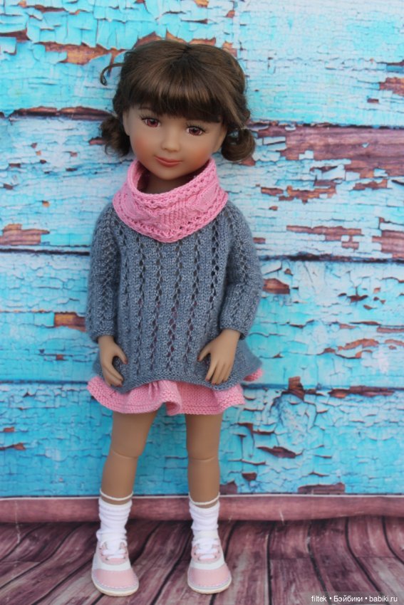 Всем добра и отличного настроения! Первые наряды для Руби Ред