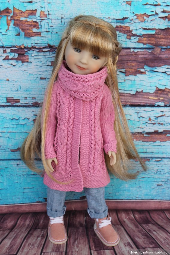 Всем добра и отличного настроения! Первые наряды для Руби Ред