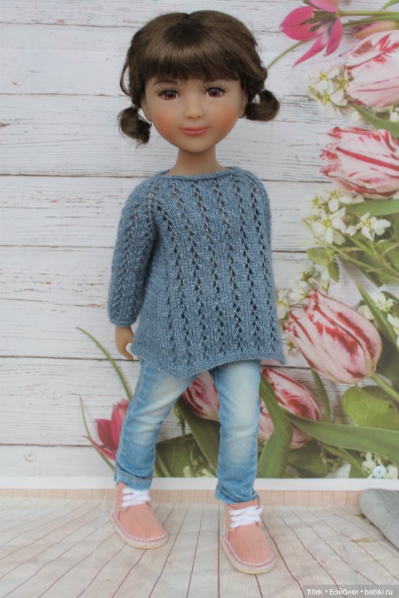 Всем добра и отличного настроения! Первые наряды для Руби Ред