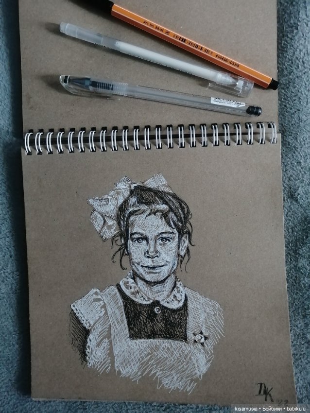 Рисунки на крафтовой бумаге